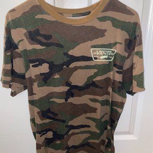 Vans camo t-shirt